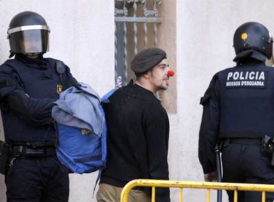 Los Mossos desalojan sin incidentes el polígono &#39;okupado&#39; de Can Ricart