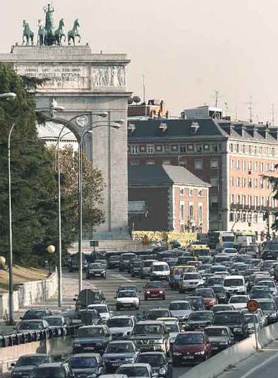 Tráfico fluido en la primera jornada de la operación salida de Navidades