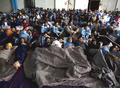 Llegan a Las Palmas 35 inmigrantes repatriados del 'Marine I'