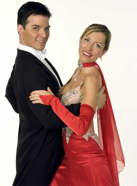 La ex modelo, que lleva una pierna ortopédica desde 1993, se prepara para la versión estadounidense de 'Mira quién baila'.