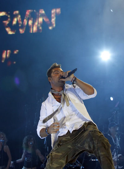 El cantante David Bisbal, durante un concierto en Almería.