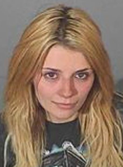 Mischa Barton, detenida por conducir ebria