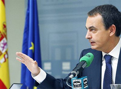 Zapatero espera que Rajoy "no se raje" y puedan debatir en televisión