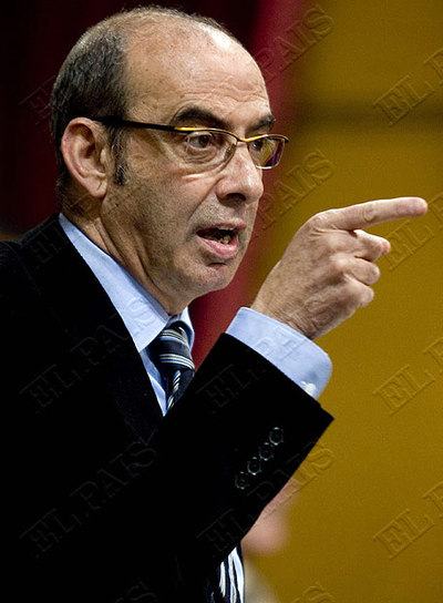 El consejero de Medio Ambiente y Vivienda de la Generalitat, Francesc Baltasar, en una reciente intervención en el Parlamento catalán.