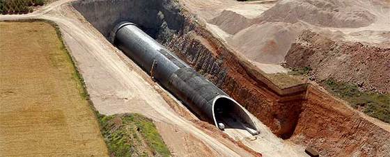 Vista aérea del túnel de la Horcajada, entre las localidades de Horcajada de la Torre y Naharros, en la provincia de Cuenca.