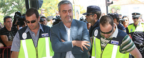 Antonio Barrientos, alcalde de Estepona, a su entrada en los juzgados para declarar por el  caso Astapa .