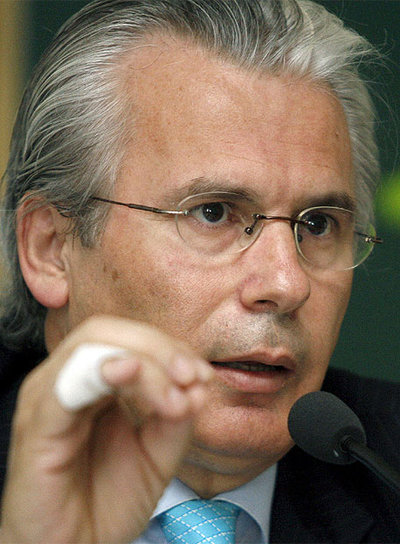 Garzón pide a los nacionalistas que frenen sus críticas "desmedidas" contra la Audiencia Nacional