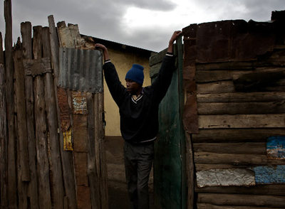 Un hermano pobre de Obama en un arrabal de Nairobi