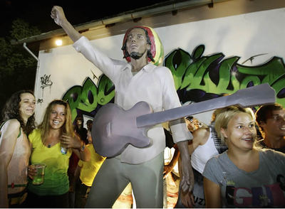 Bob Marley ya tiene estatua en Serbia