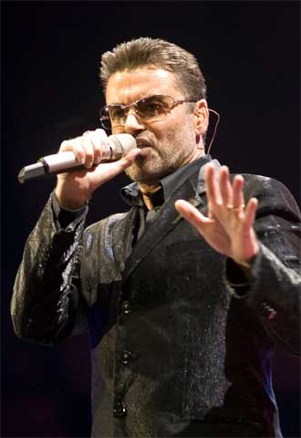 Al cantante británico George Michael se le acumulan los problemas. Además de comparecer ante el juez por conducir drogado tendrá que hacer frente a una nueva acusación: 
