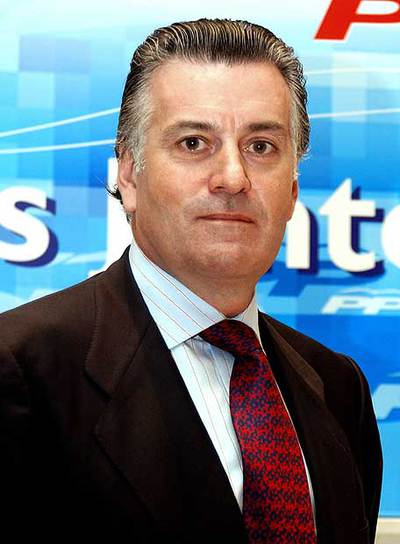 Luis Bárcenas, senador y tesorero del Partido Popular.