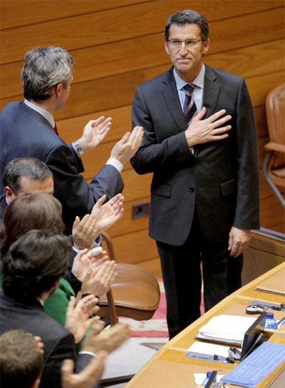 Feijóo es elegido presidente de la Xunta con los votos del PP