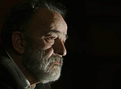 El doctor Luis Montes, durante la rueda de prensa que ofreció ayer en el Colegio de Médicos de Madrid tras conocerse el archivo del  caso Leganés .