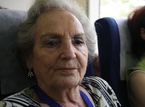 Un tren conmemorativo del exilio ha viajado desde Barcelona a la frontera francesa con 300 personas. 