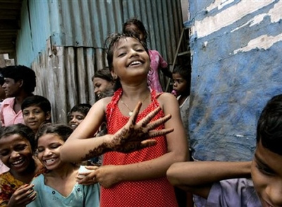 Millonaria biografía de una niña pobre