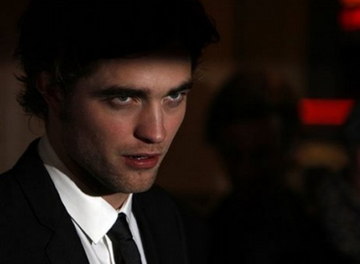 Robert Pattinson, atropellado al escapar de los fans