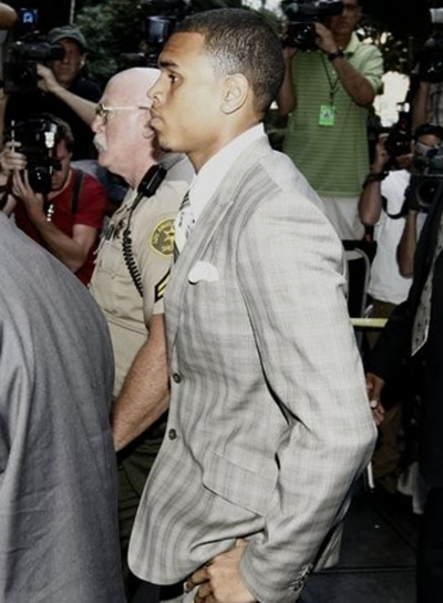 Rihanna y Chris Brown rechazan la orden de alejamiento