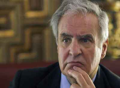 Enrique Múgica ha desmentido que en 1980 ofreciera a Jordi Pujol sustituir a Adolfo Suárez como presidente del Gobierno por un militar de 