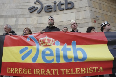 Una veintena de simpatizantes de Aralar se manifiestan bajo el lema 