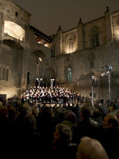 El Orfeó Català en su concierto gratuito en la plaza del Rei