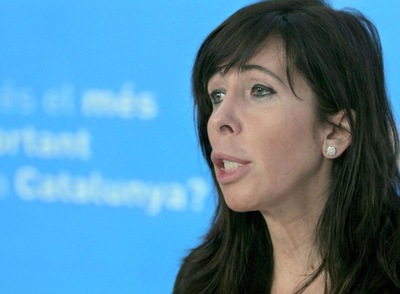 La presidenta del PP de Cataluña, Alicia Sánchez-Camacho, ha anunciado hoy que la próxima campaña de las elecciones autonómicas catalanas, previstas para otoño, tendrá la inmigración como uno de los ejes principales de debate y que hablará 