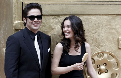 Benicio del Toro y Caroline Correa han presentado la nueva campaña de Magnum