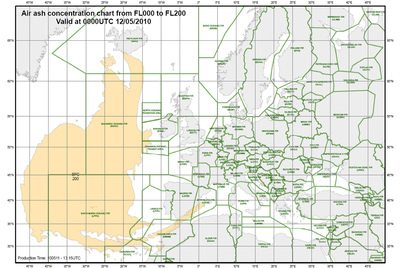 Previsión elaborada por Eurocontrol sobre la evolución de la nube de ceniza volcánica para el miércoles a las dos de la madrugada (hora peninsular española) entre los 0 y 20.000 pies de altitud (6.000 metros).
