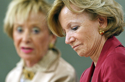 El Gobierno rebaja medio punto la previsión de crecimiento en 2011