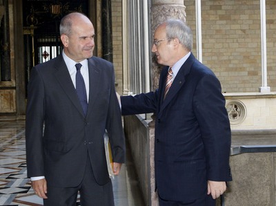 El vicepresidente tercero del Gobierno, Manuel Chaves, y el presidente de la Generalitat, José Montilla, durante su encuentro en Barcelona.