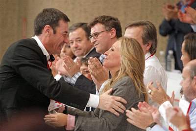 Tomás Gómez y Trinidad Jiménez se reencontraron tas las primarias en el Comité Regional del PSM.