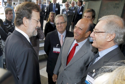 Rajoy responsabiliza a Rubalcaba de haber cambiado la ley de educación de Franco