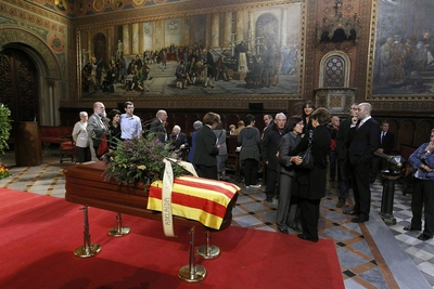 La capilla ardiente de Joan Solà estarà toda la mañana en el edificio histórico de la UB