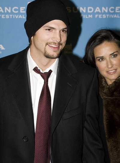 Un pirata informático usurpa la cuenta de Twitter del actor Ashton Kutcher