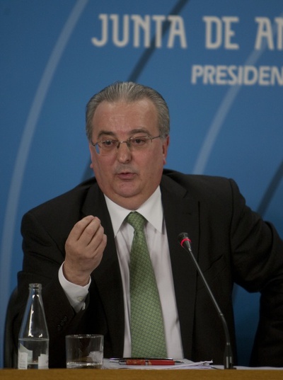 El ex consejero de Empleo, Antonio Fernández, durante una comparecencia en la sede de la Presidencia de la Junta de Andalucía.