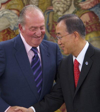 El Rey se ha reunido con el prsidente del Gobierno y el príncipe Felipe para tratar de la actuación española en la crisis de Libia. El encuentro se ha producido tras la recepción del don Juan Carlos a Ban Ki Moon.