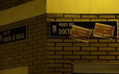 Otras propuestas para la calle Doctor Vallejo Nájera como 14 de abril o Por la Libertad.