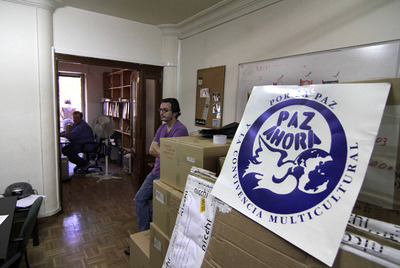 Oficinas de la ONG Paz Ahora momentos antes de que comenzara el intento de desahucio aplazado.