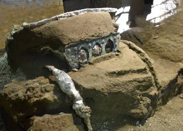 Descubrimiento de una carroza romana en el área arqueológica de Pompeya