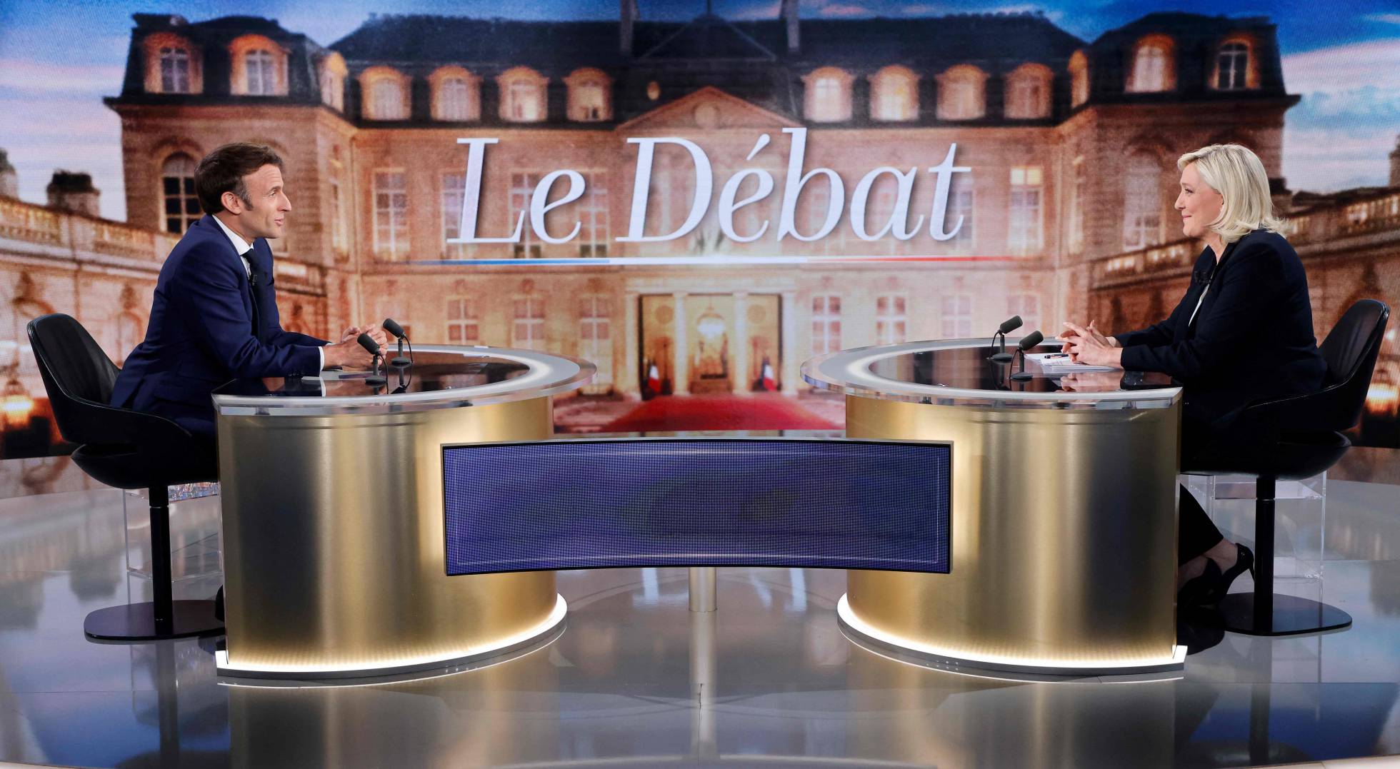 Macron - Le Pen, el debate de los candidatos a las elecciones en Francia, en imágenes