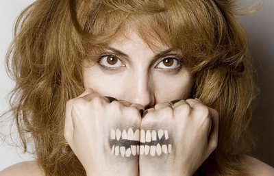 La cantante y actriz acaba de publicar 'El último primate'.