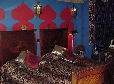 La estética kitsch se representa en cada una de las habitaciones del Pavilion Hotel de Londres