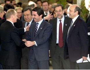 Putin pide a la UE ayuda para adaptar sus estructuras económicas y comerciales