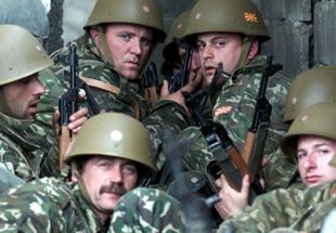 El Ejército macedonio lanza su ofensiva más violenta contra la guerrilla albanesa