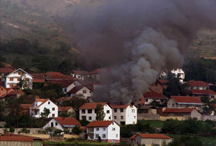 El Ejército macedonio bombardea por segundo día posiciones de la guerrilla albanesa