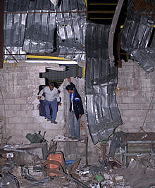 EE UU insta a israelíes y palestinos a aceptar el informe de la comisión Mitchell