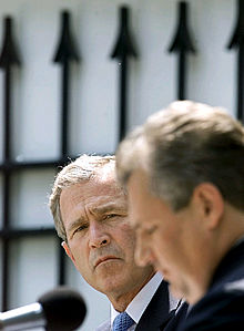 Bush asegura que EE UU tomará "decisiones históricas" sobre la ampliación de la OTAN