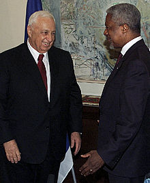 Sharon rechaza una posible reunión entre Peres, Annan y Arafat