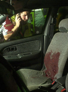 Israel destruye puestos de la guardia de Arafat tras la muerte de un colono de 17 años