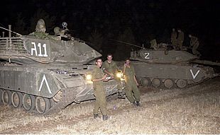 Israel vuelve a invadir con tanques varias ciudades autónomas palestinas