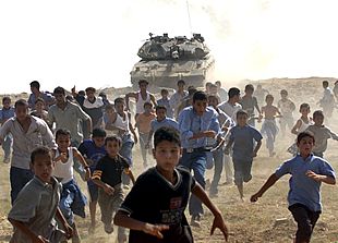 Un palestino muerto tras ser alcanzado por disparos de soldados israelíes en Gaza